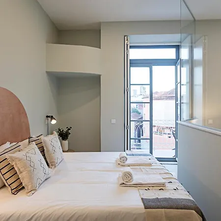 31 Janeiro 157 - Delightful 1br Flat W/ Ac & Balcony By Lovelystay Apartment